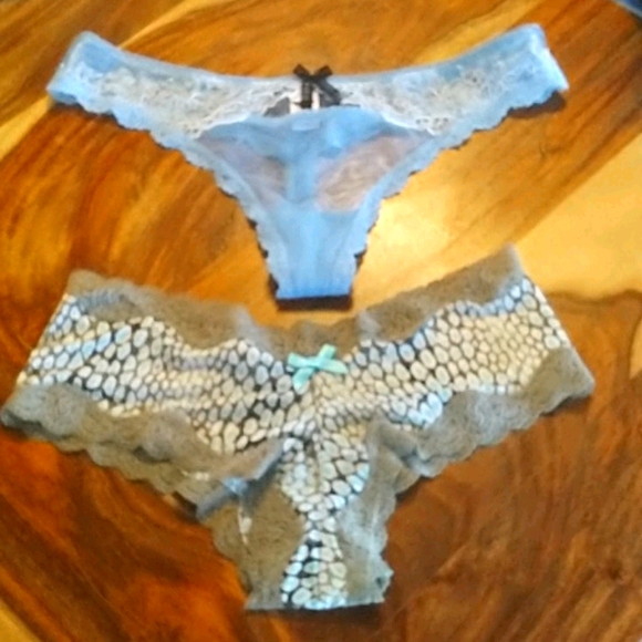NEW VS Bundle of 2 panties cheeky thong S Blue - Picture 2 of 7